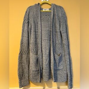 Abercrombie kids hooded cardigan sweater with pockets. Size 9/10